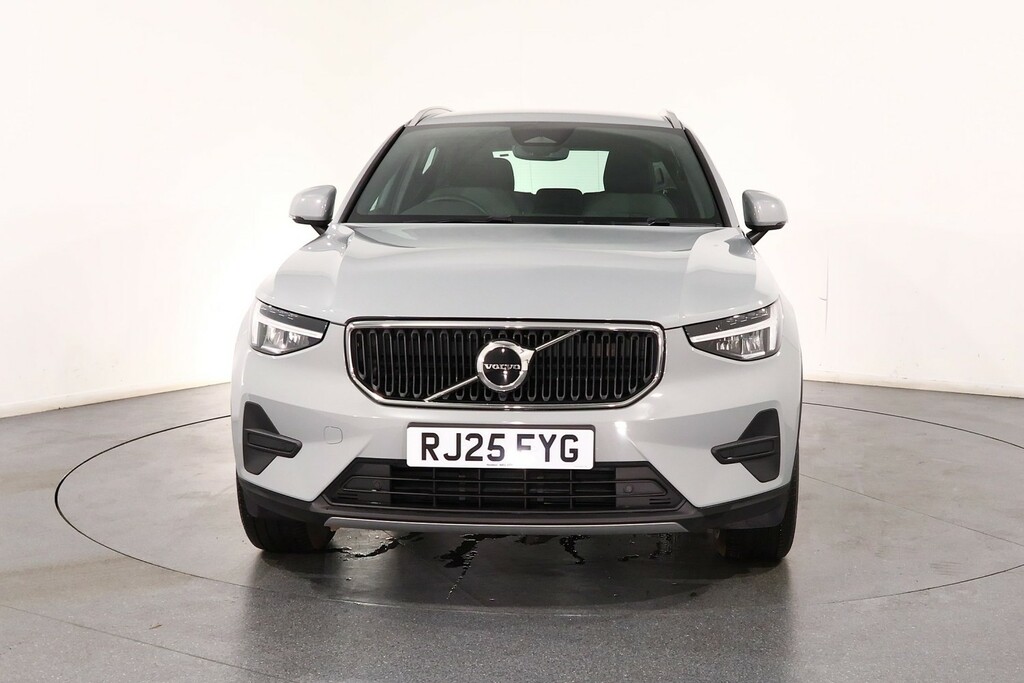 Volvo XC40 Core Grey #2