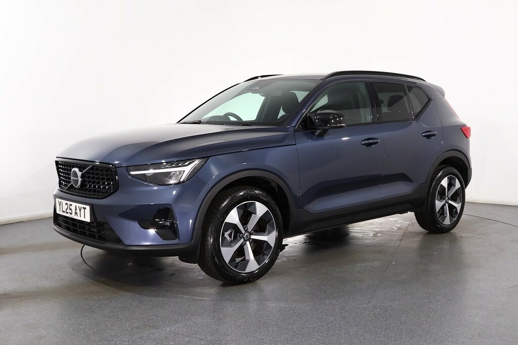 Volvo XC40 Plus Dark YL25AYT Blue #3