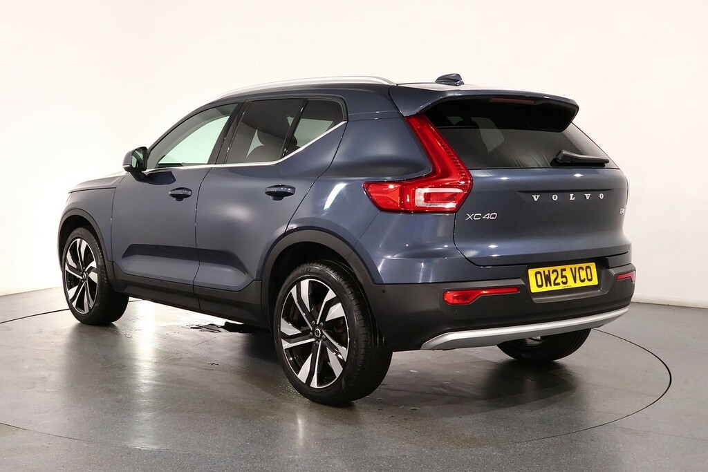 Volvo XC40 Ultra Bright OW25VCO Blue #5