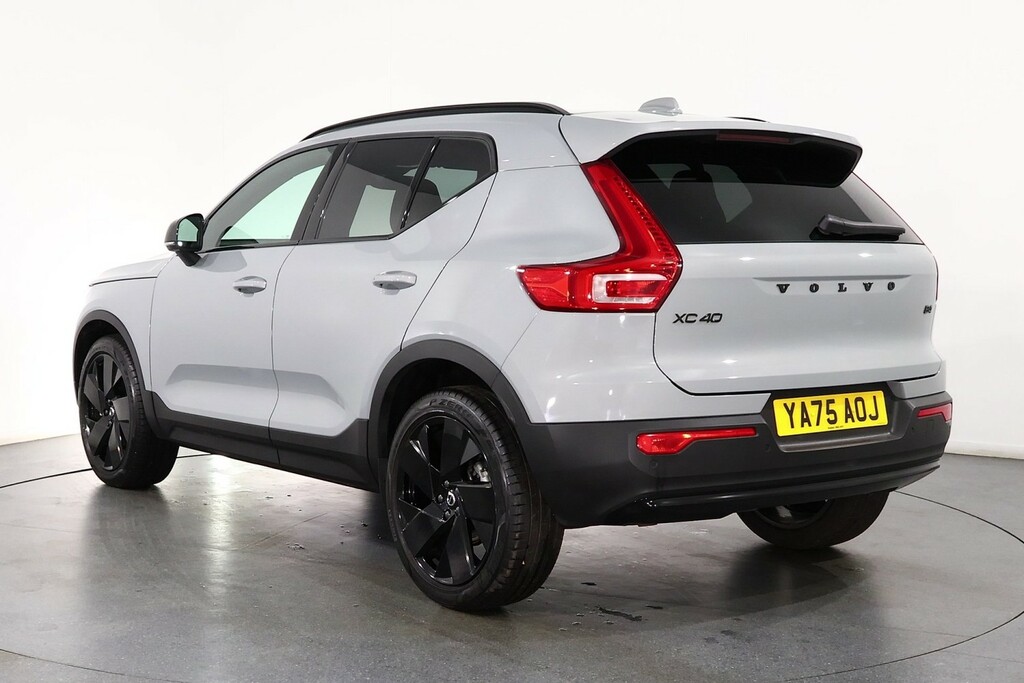 Volvo XC40 Plus Black Edition YA75AOJ Grey #5