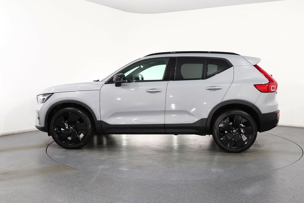 Volvo XC40 Plus Black Edition YA75AOJ Grey #4