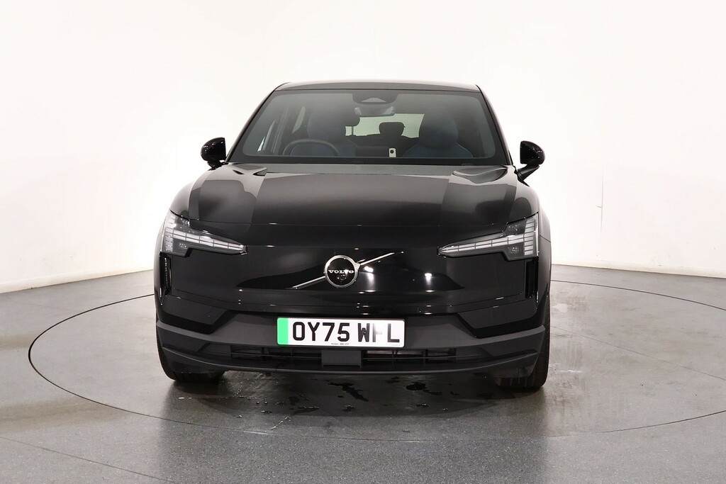 Volvo EX30 Ultra Black #2