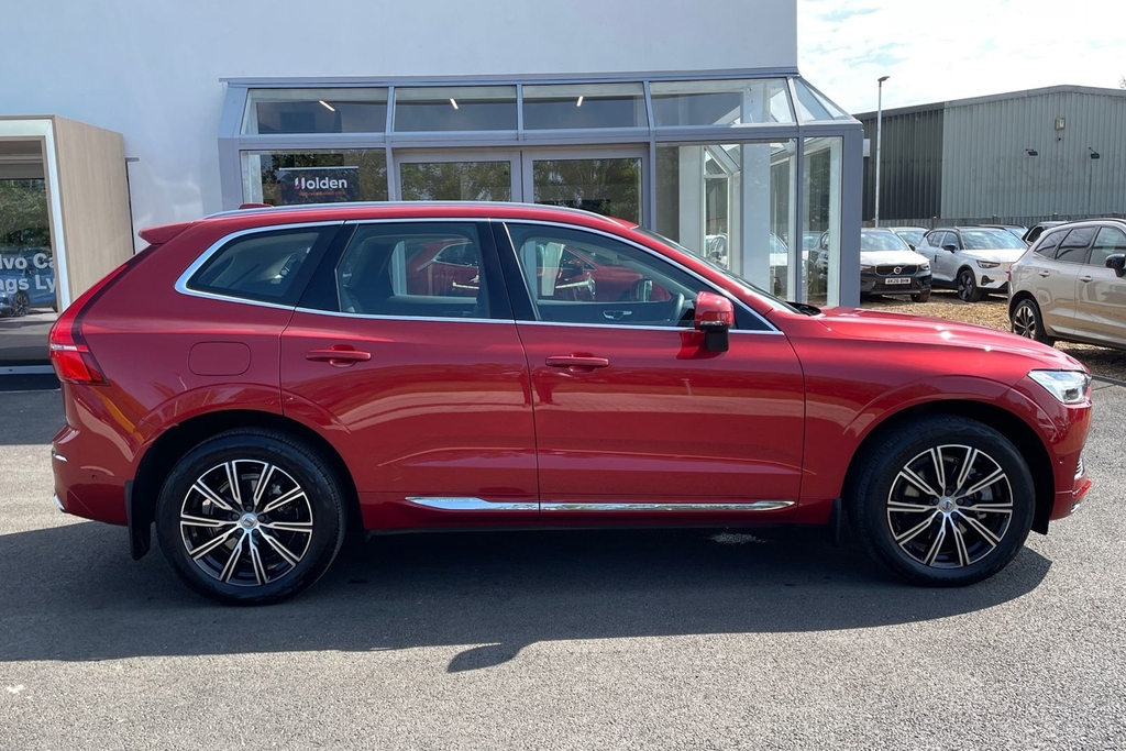 Volvo XC60 Inscription Red #4