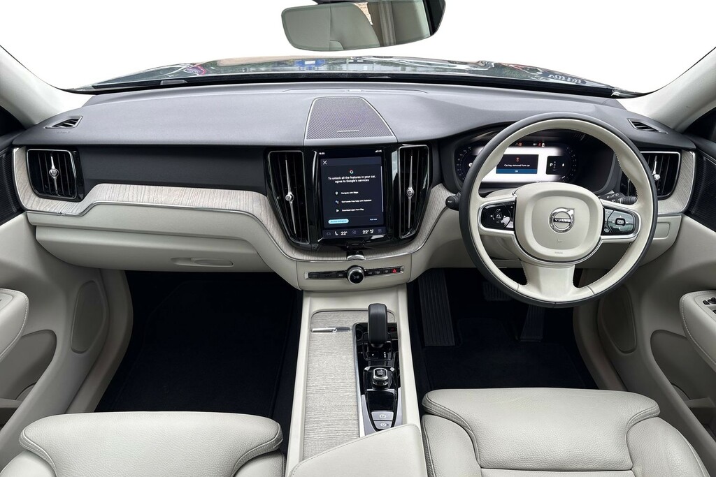 Volvo XC60 Plus Blue #6