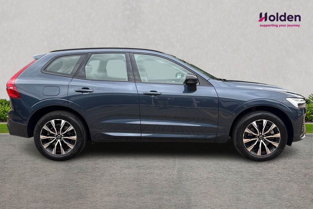 Volvo XC60 Plus Blue #4