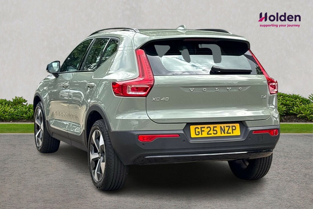 Volvo XC40 Plus Dark GF25NZP Green #3