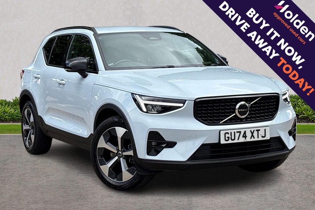 Volvo XC40 Plus Dark Blue