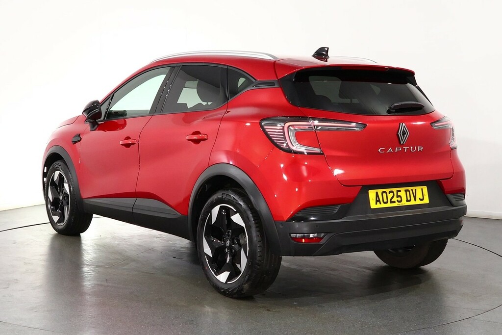 Renault Captur Techno Red #5