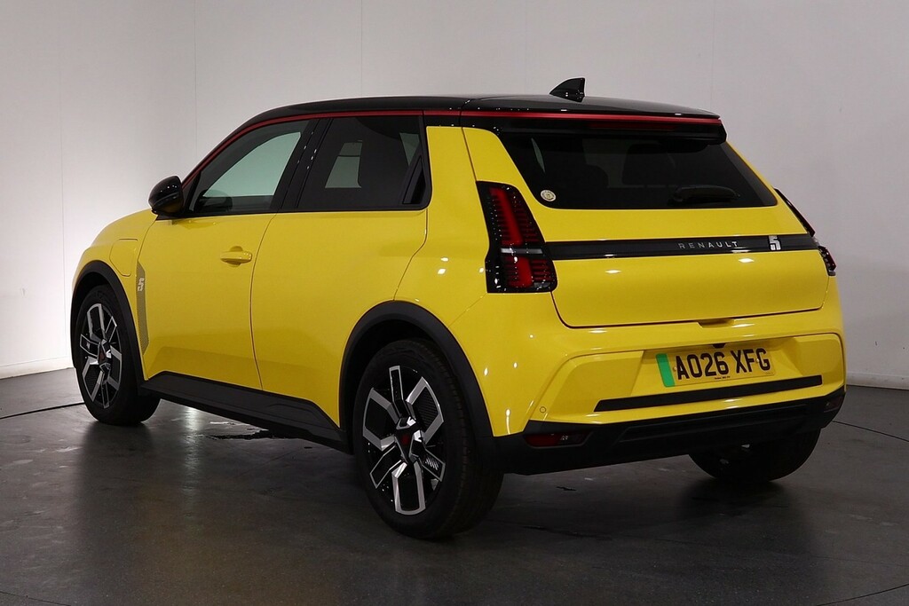 Renault 5 E-Tech Electric Yellow #5