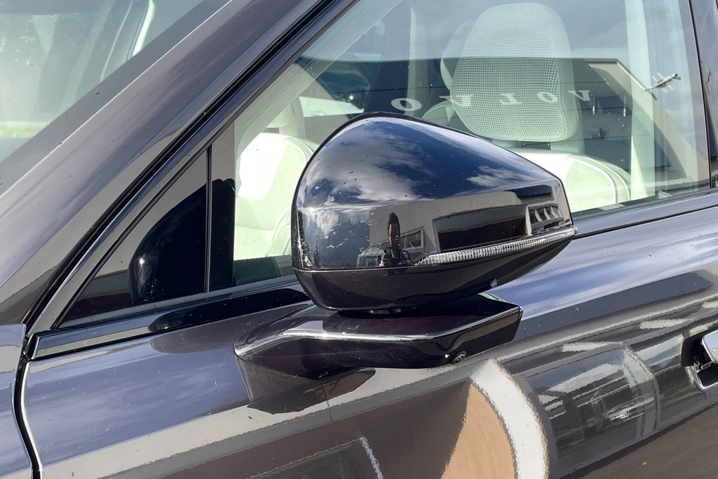 Volvo EX90 Ultra Black #19