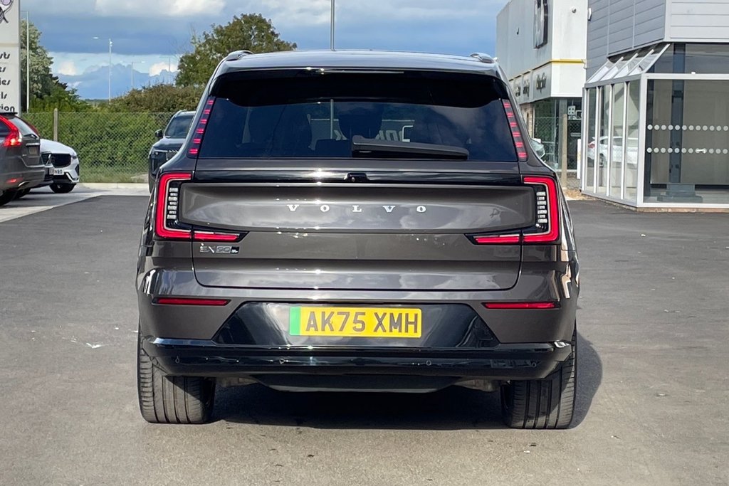 Volvo EX90 Ultra Black #24
