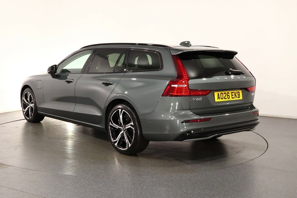 Volvo V60 Ultra AO26EKB Green #5