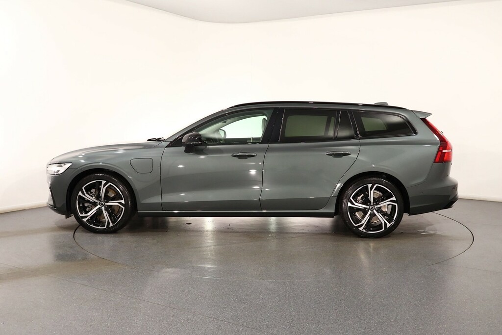 Volvo V60 Ultra AO26EKB Green #4