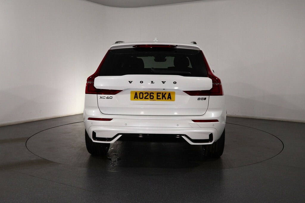 Volvo XC60 Plus Black Edition AO26EKA White #6