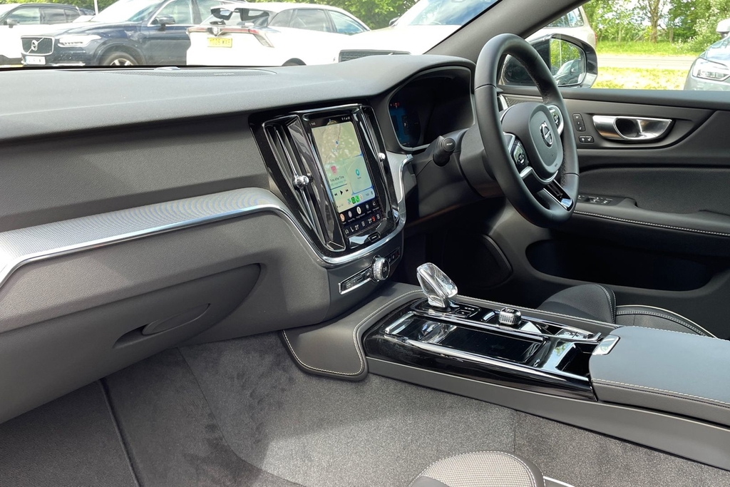 Volvo V60 Ultra Silver #2