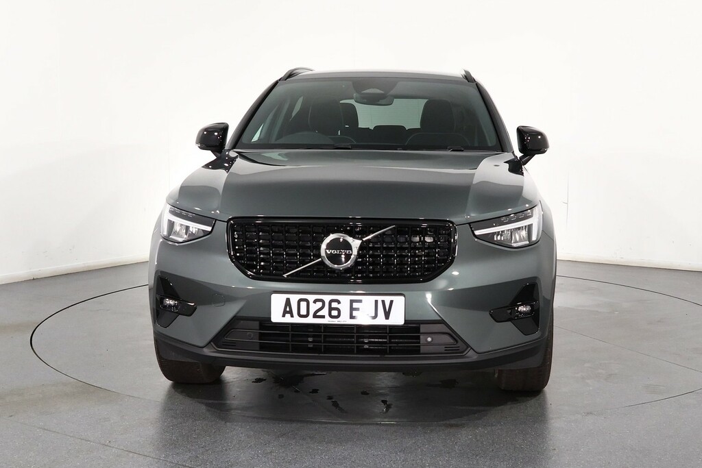 Volvo XC40 Plus Dark AO26EJV Green #2