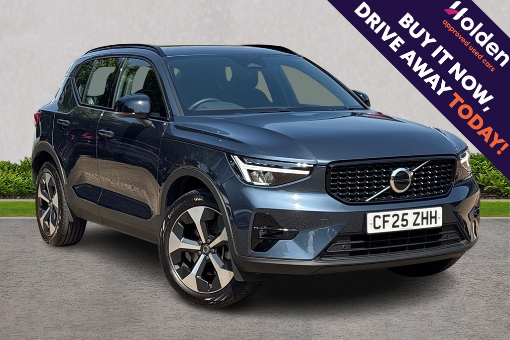Volvo XC40 Plus Dark Blue