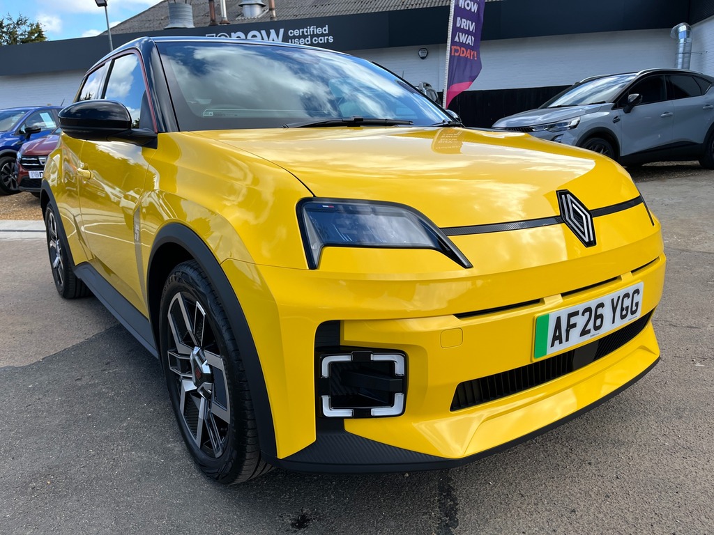 Renault 5 E-Tech Electric Yellow