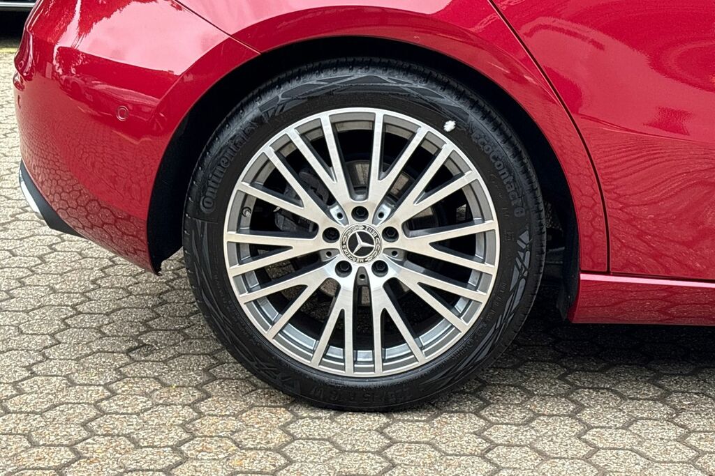 Mercedes-Benz A Class Sport Edition AJ22YCV Red #5