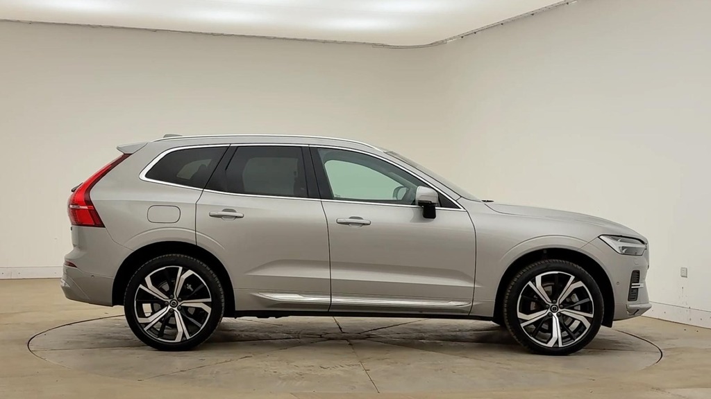 Volvo XC60 Ultra Bright RV25UBB Silver #2