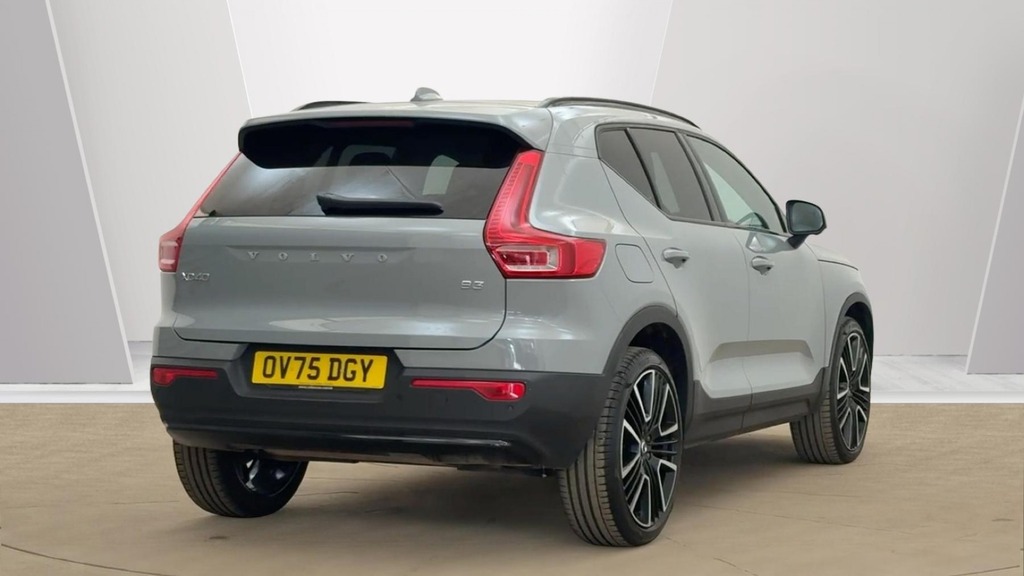 Volvo XC40 Ultra Dark OV75DGY Grey #3