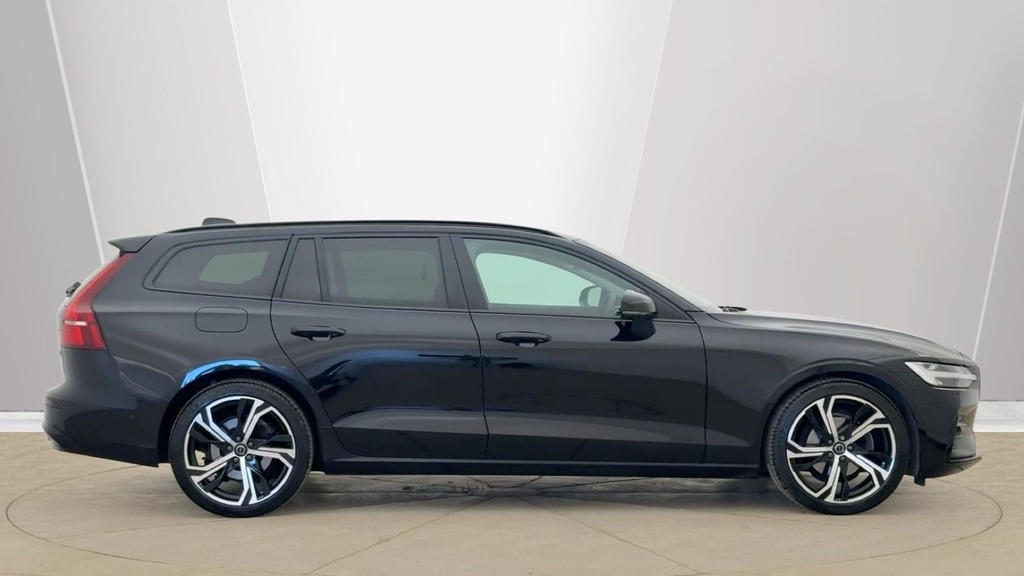 Volvo V60 Ultra RV25FOA Black #2