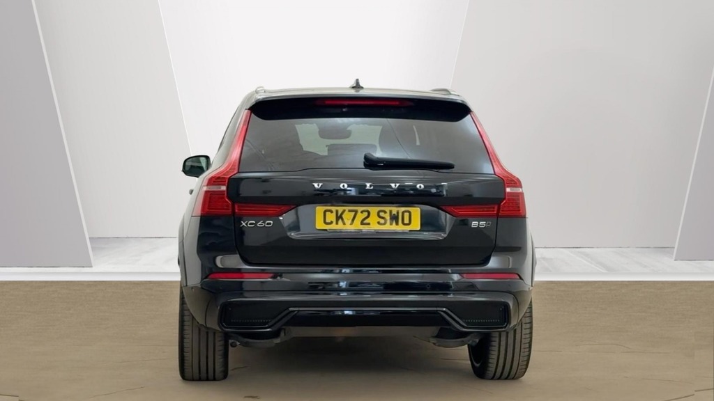 Volvo XC60 Ultimate Black #4