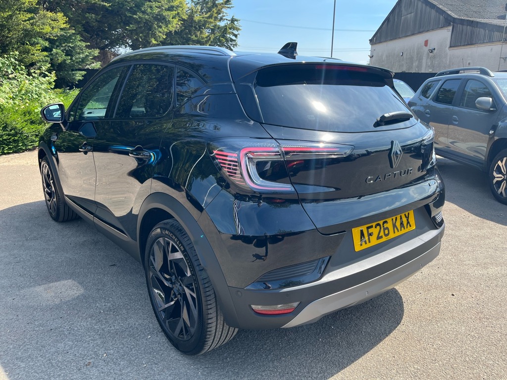 Renault Captur Esprit Alpine Hybrid AF26KAX Black #6