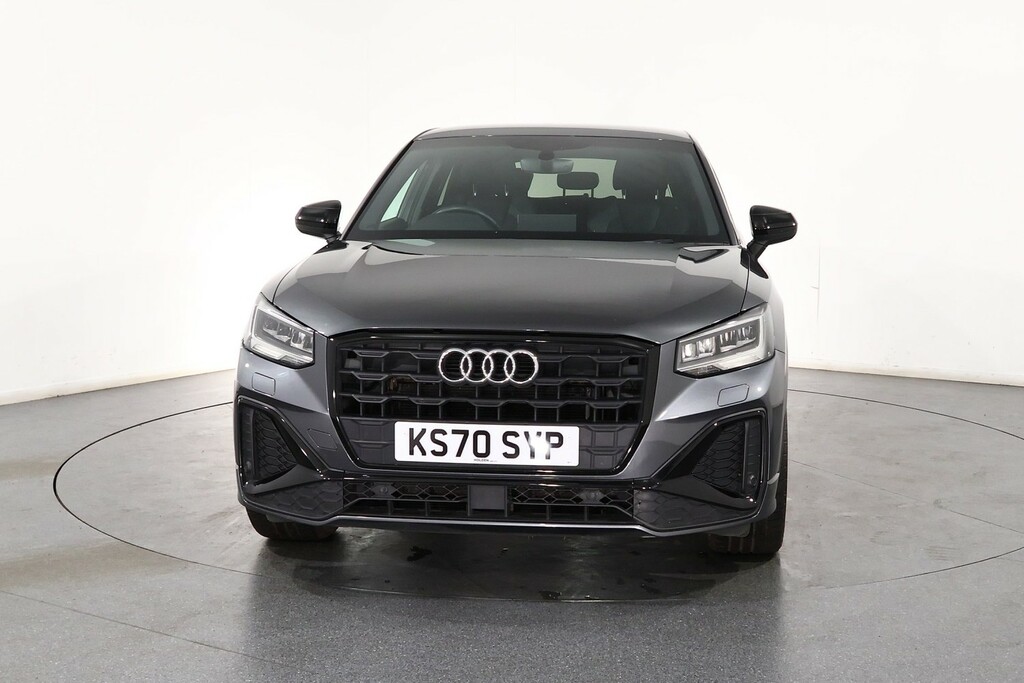 Audi Q2 35 Tfsi Black Edition S Tronic KS70SYP Grey #2