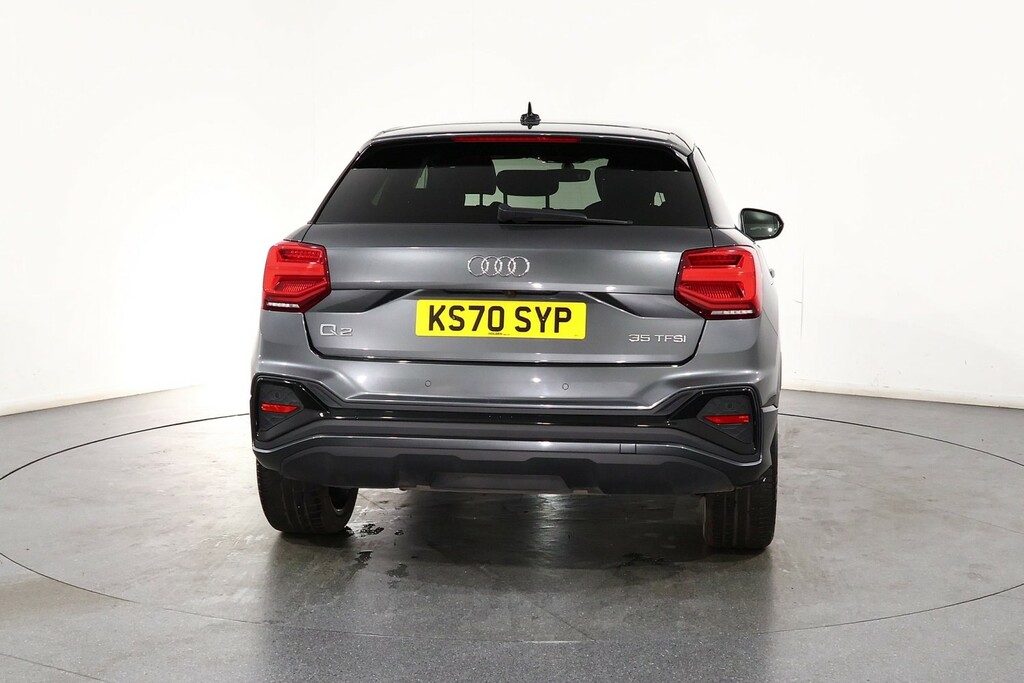 Audi Q2 35 Tfsi Black Edition S Tronic KS70SYP Grey #6