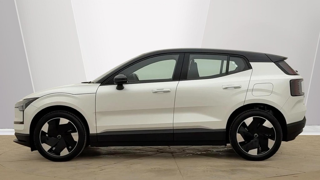 Volvo EX30 Plus White #6