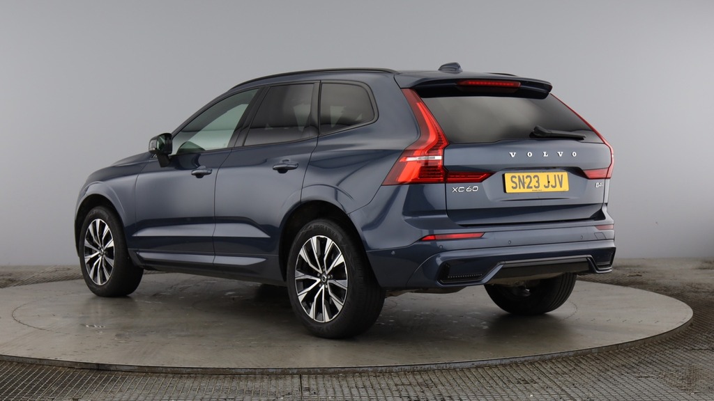 Volvo XC60 Plus Blue #3