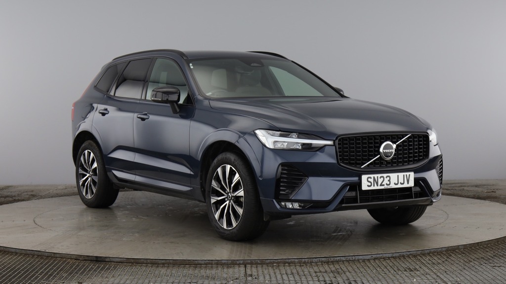 Volvo XC60 Plus Blue