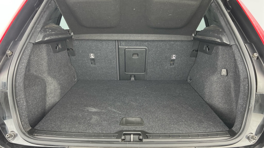 Volvo XC40 R-design YY22CWC Black #5
