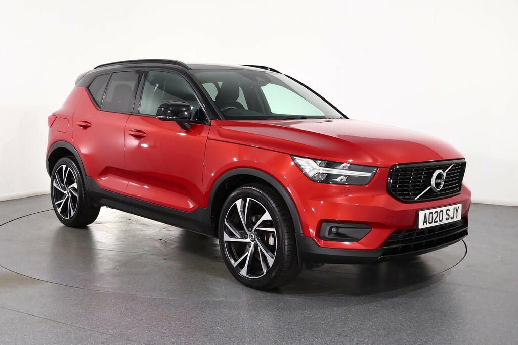 Volvo XC40 R-design Pro Red