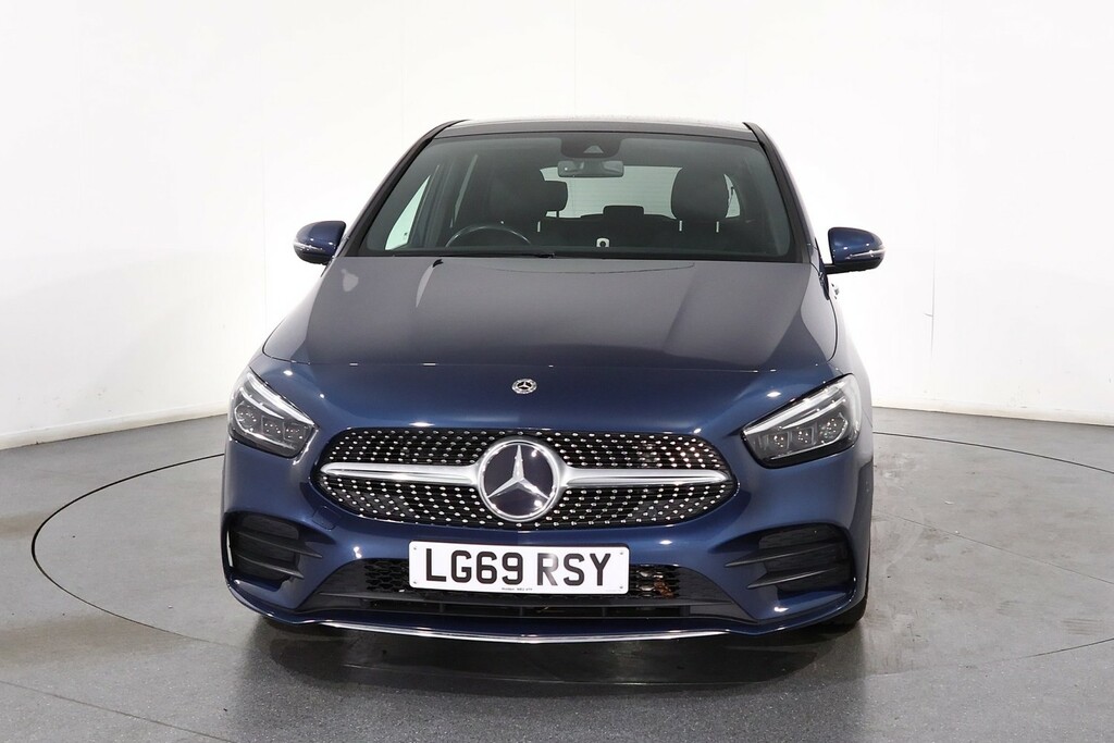 Mercedes-Benz B Class Amg Line Blue #2