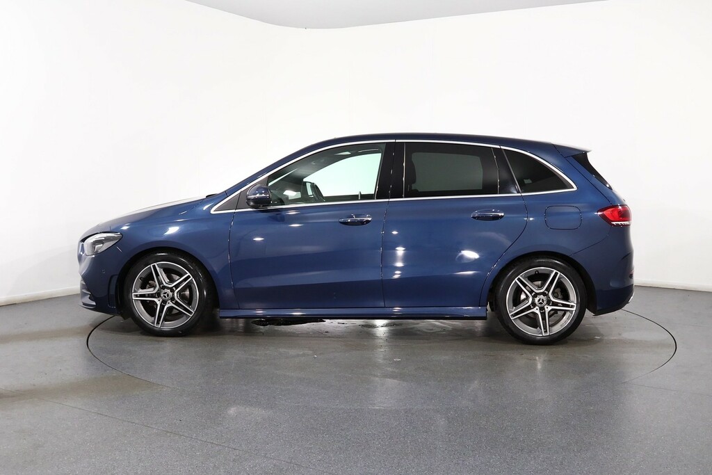 Mercedes-Benz B Class Amg Line Blue #4