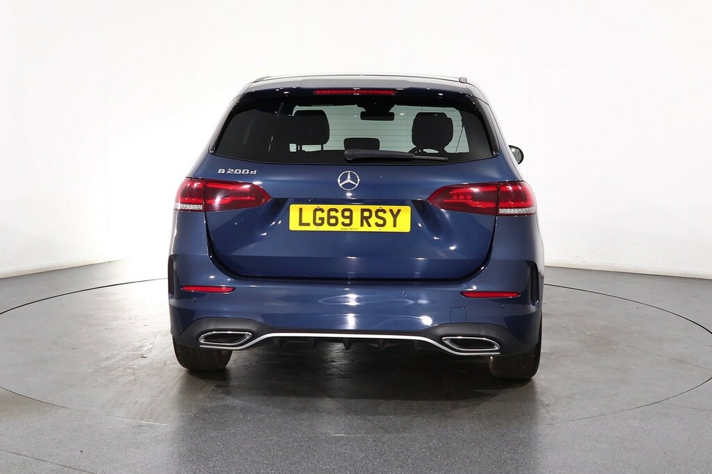 Mercedes-Benz B Class Amg Line Blue #6