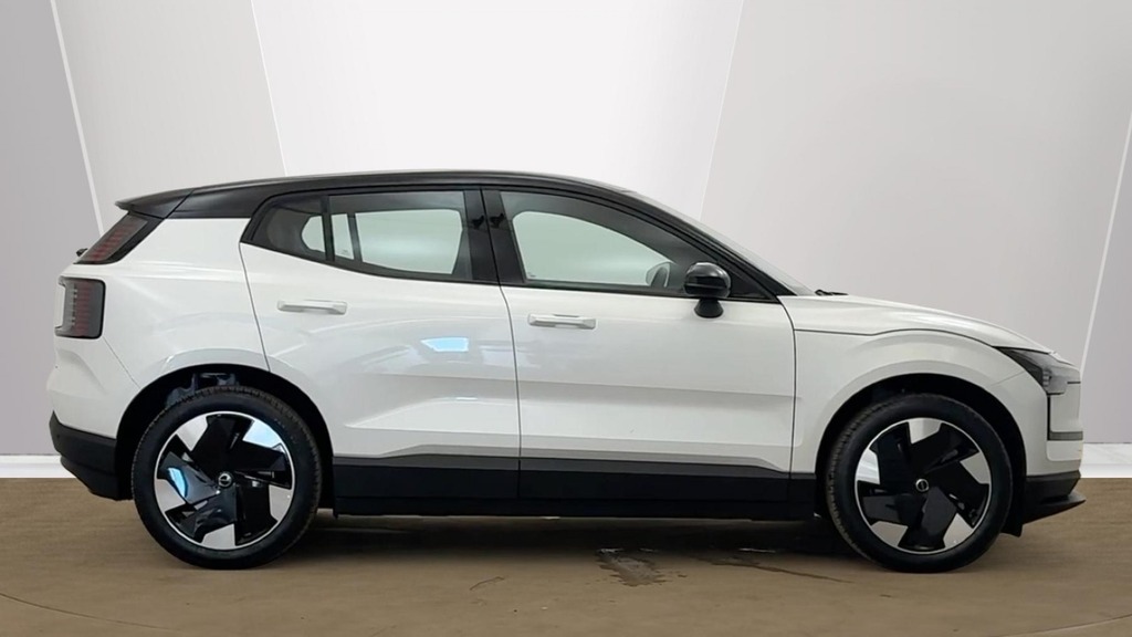 Volvo EX30 Plus White #2