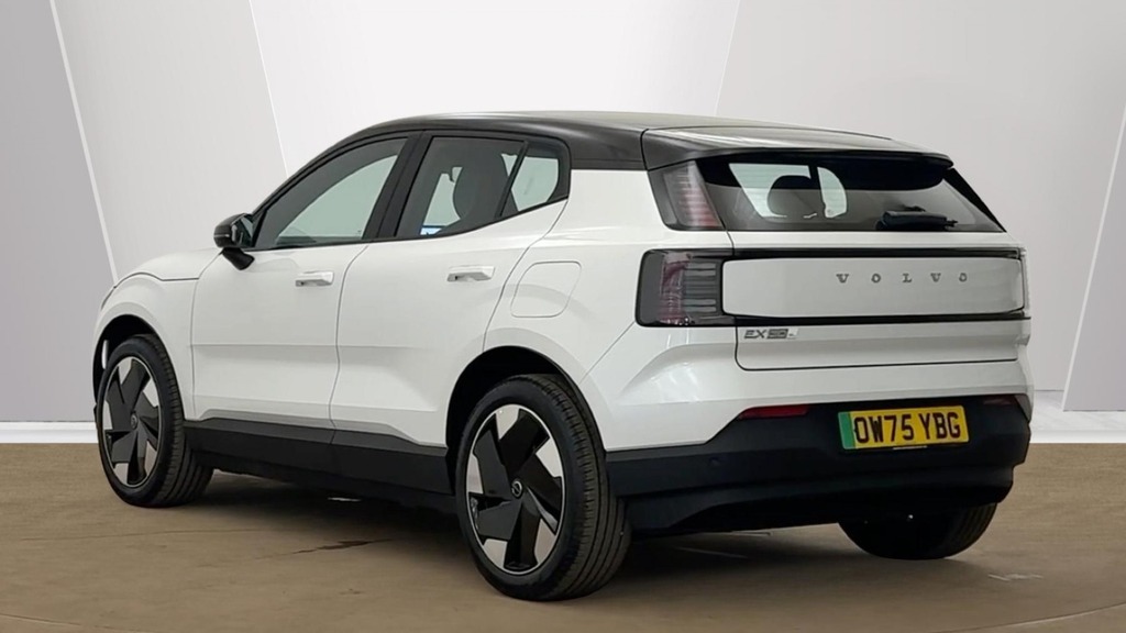 Volvo EX30 Plus White #5