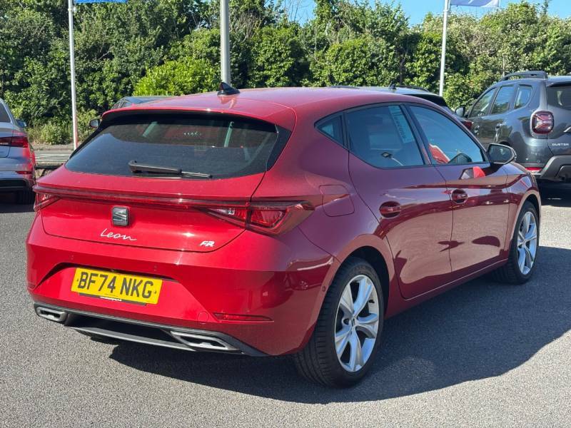 Seat Leon 1.0 Tsi Evo Fr - 2024 74 Red #3