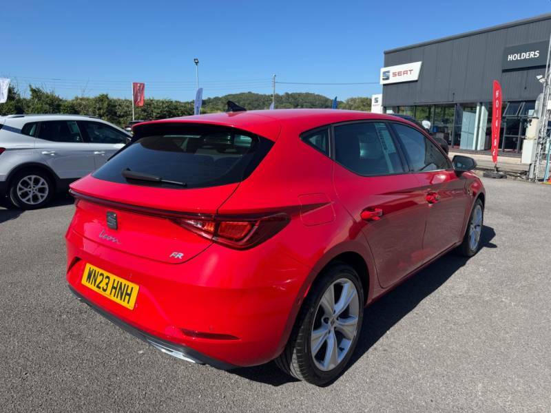 Seat Leon 2.0 Tdi 150 Fr - 2023 23 Red #3