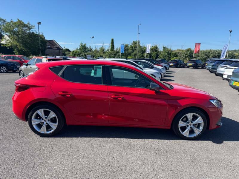 Seat Leon 2.0 Tdi 150 Fr - 2023 23 Red #2