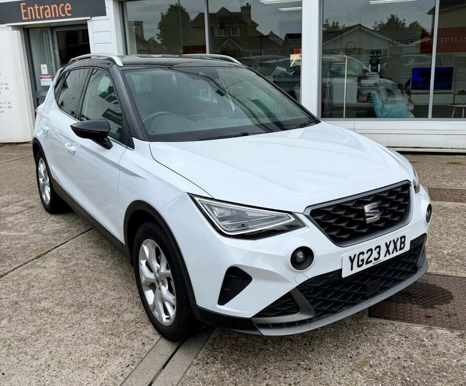 Seat Arona 1L Fr White