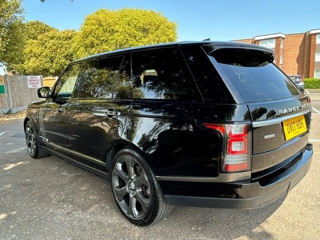 Land Rover Range Rover 4.4L Autobiography 5dr OV17HDH Black #4