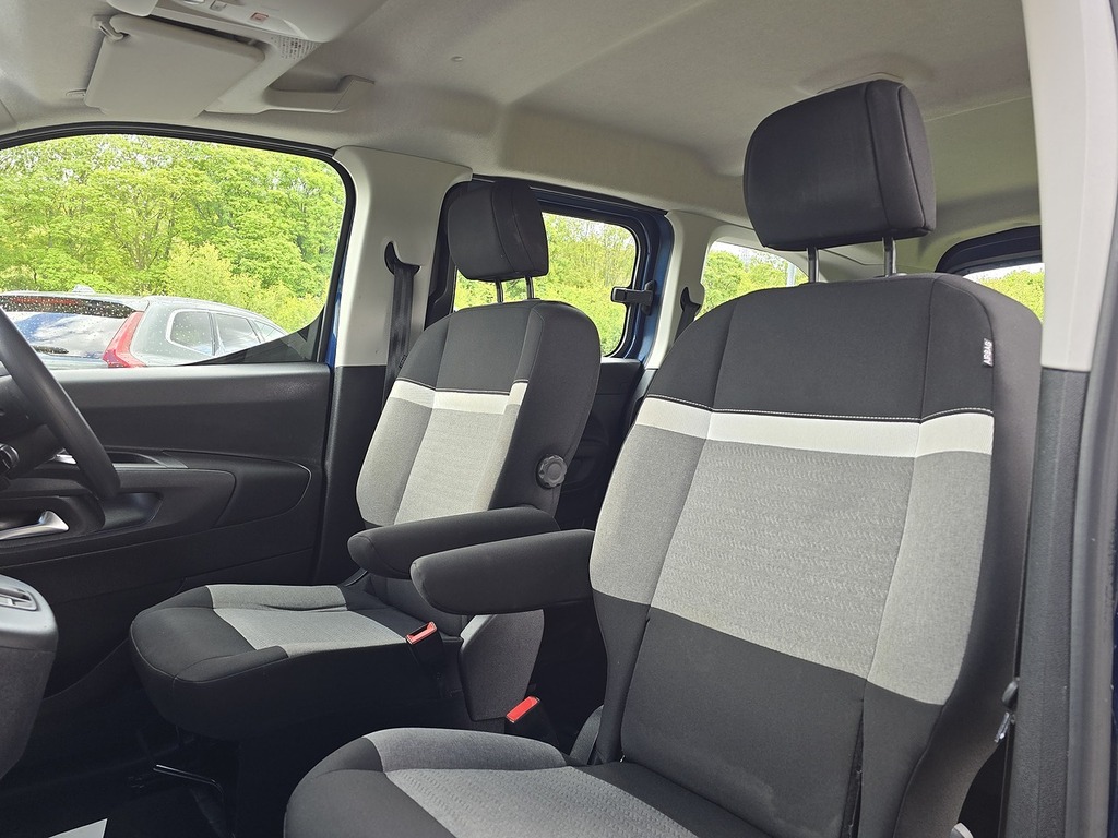 Citroen e-Berlingo Feel XL YG23BNB Blue #4