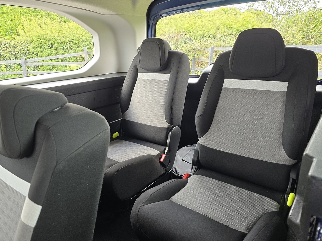 Citroen e-Berlingo Feel XL YG23BNB Blue #6