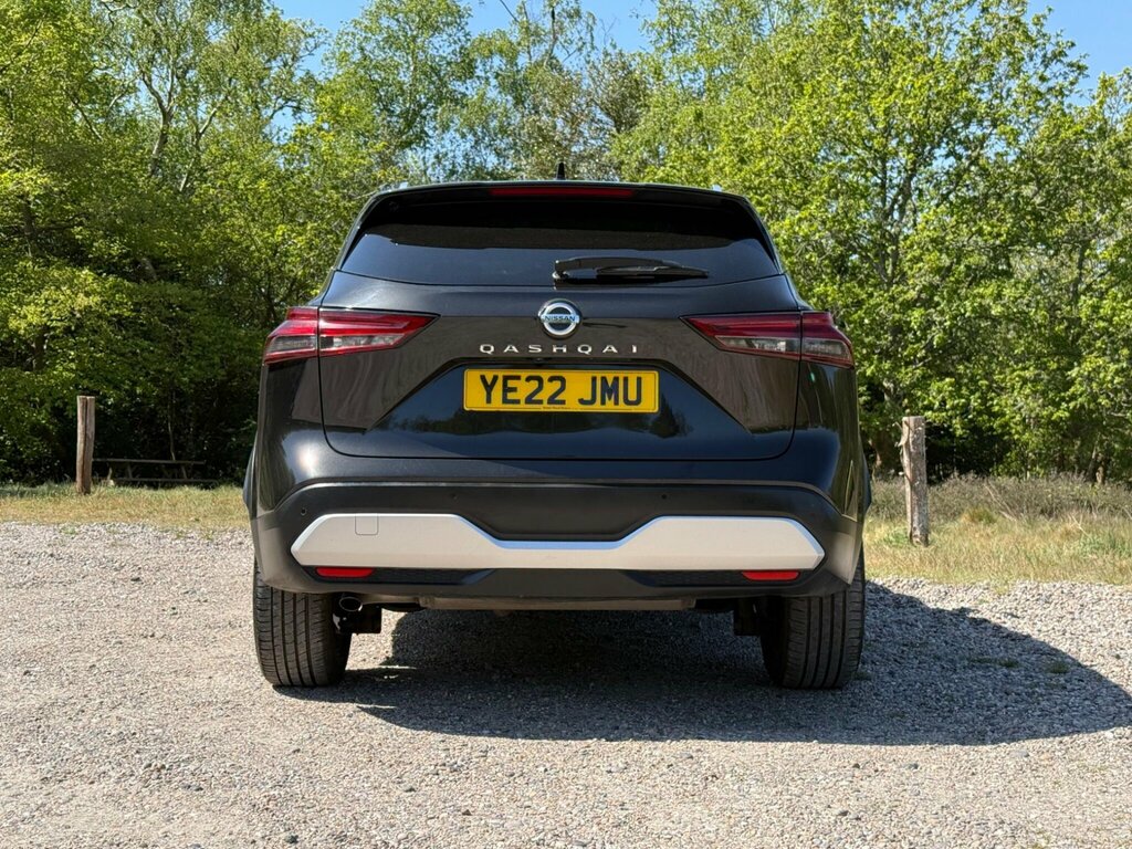 Nissan Qashqai 1.3 Dig-t Mhev Tekna Xtron Euro 6 Ss YE22JMU Black #4