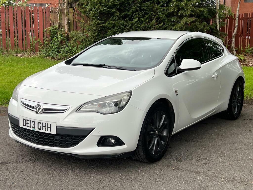 Vauxhall Astra GTC 1.4T Sri Euro 5 S S White #4