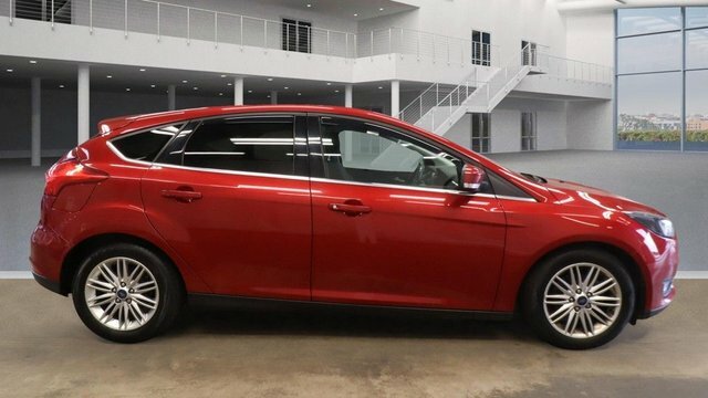 Ford Focus 1.0T Ecoboost Zetec Edition BP67YLV Red #5